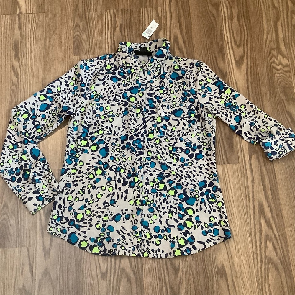 Attention Blouse Size M Lime Teal Animal Print Long Sleeve Roll Tab Button Down
